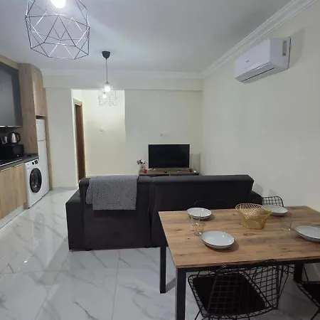 Royal Sun Elite By Long Apartman Phrenaros